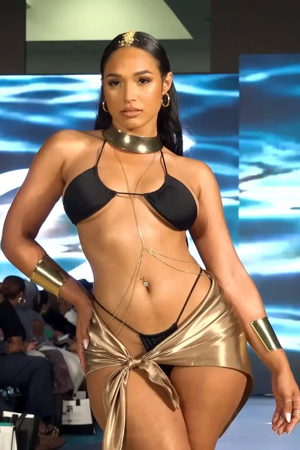 Why Are Girls Wearing Bikinis Upside Down? The Viral Trend 2 Black girl wearing upside down bikini